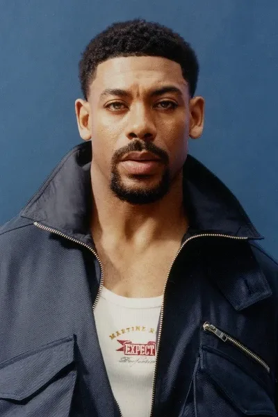 Aaron Pierre photo