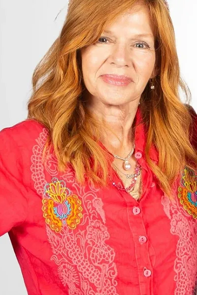 Laura Summer photo