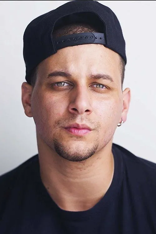 Alejandro Hernandez photo