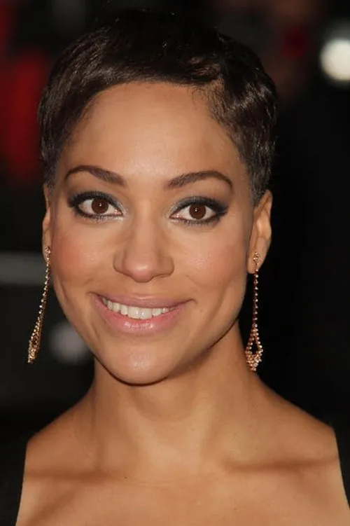 Cush Jumbo photo