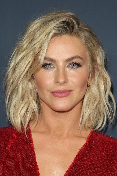 Julianne Hough photo