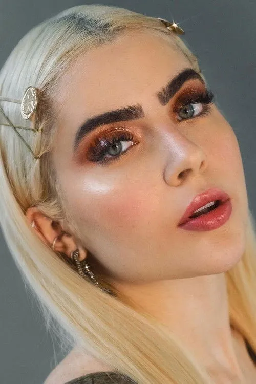 Jade Picon photo