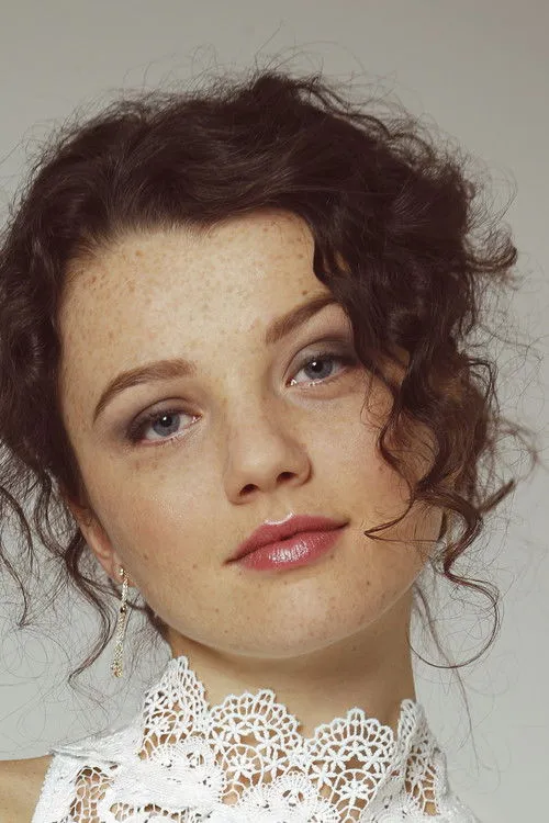 Stefania LaVie Owen photo