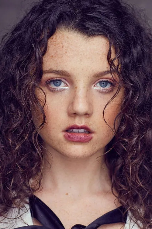 Stefania LaVie Owen photo