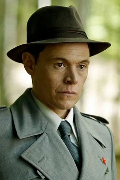 Burn Gorman photo