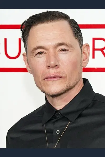 Burn Gorman photo