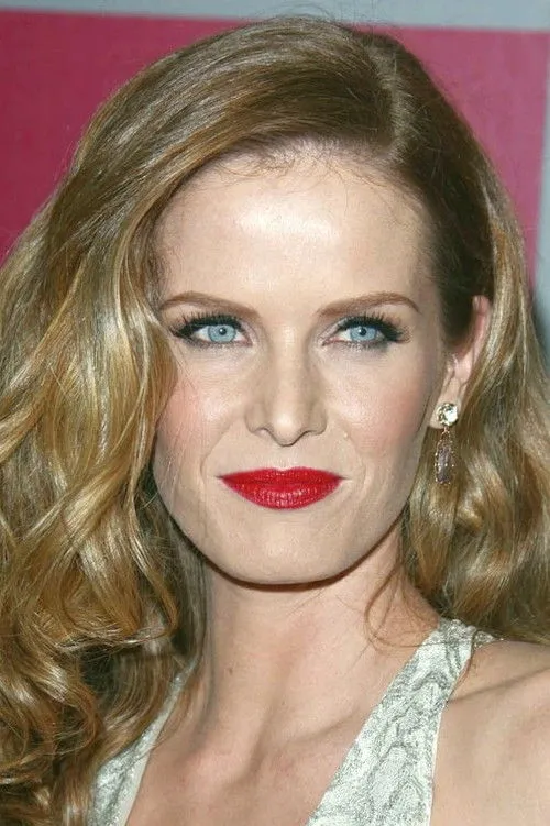 Rebecca Mader photo