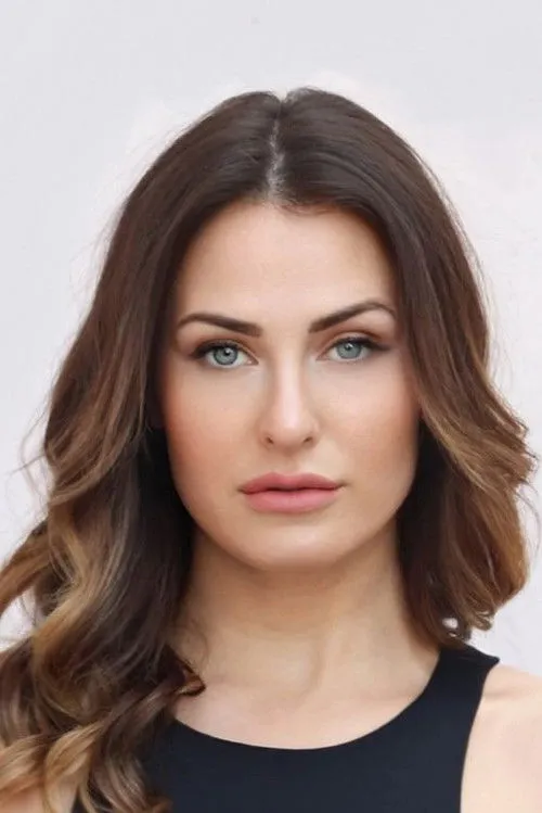 Scout Taylor-Compton photo