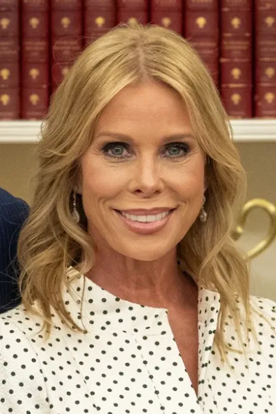 Cheryl Hines photo