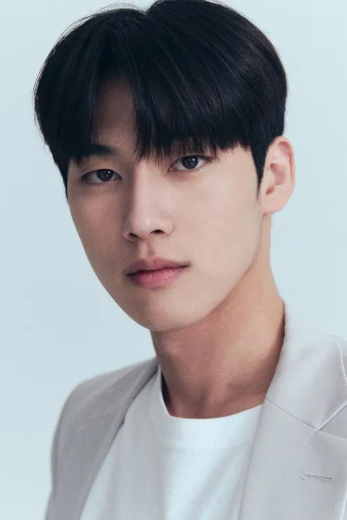Hong Min-gi photo