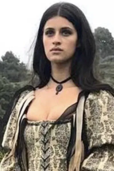 Anya Chalotra photo