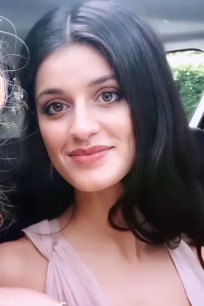 Anya Chalotra photo