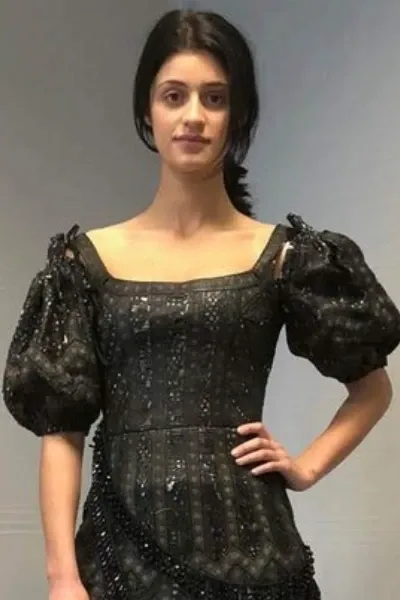 Anya Chalotra photo