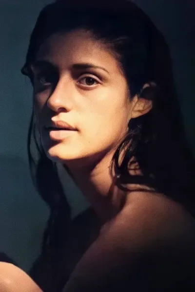 Anya Chalotra photo