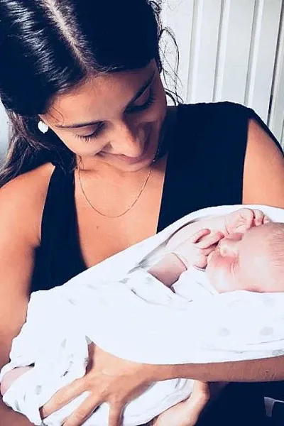Anya Chalotra photo