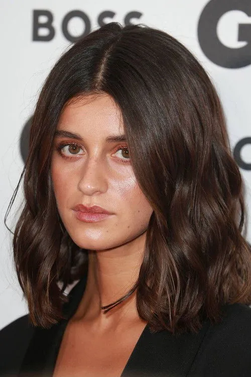 Anya Chalotra photo