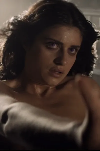 Anya Chalotra photo