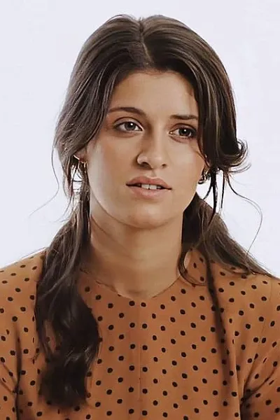 Anya Chalotra photo