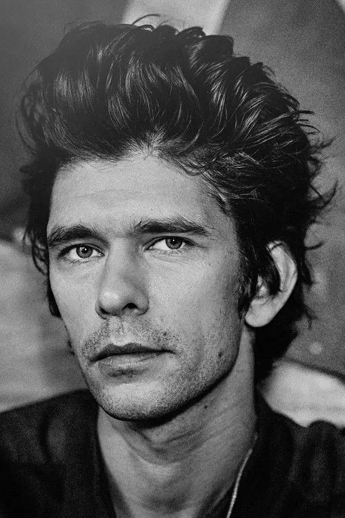 Ben Whishaw photo