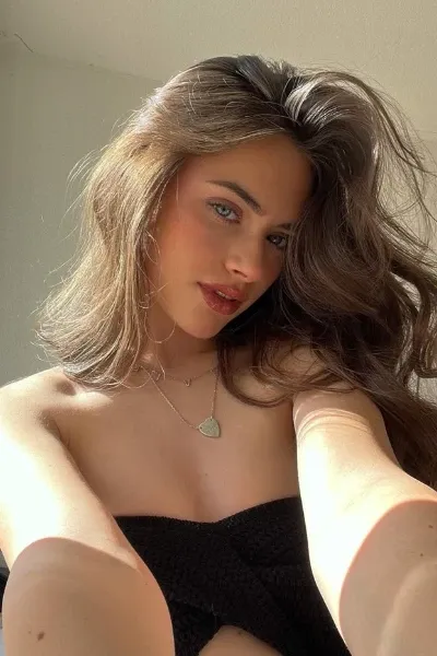 Olivia Christie photo