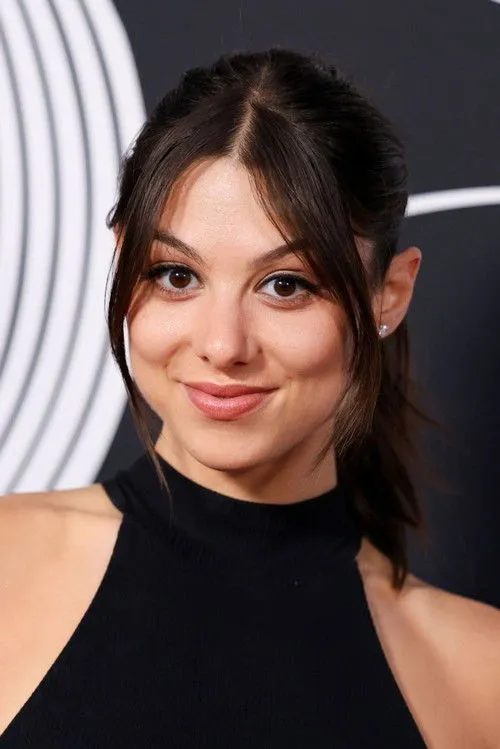 Kira Kosarin photo