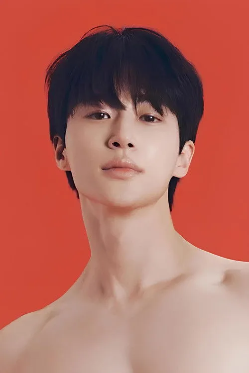 Byeon Woo-seok photo