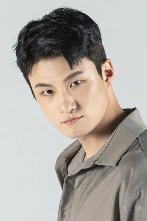 Shin Seung-ho photo