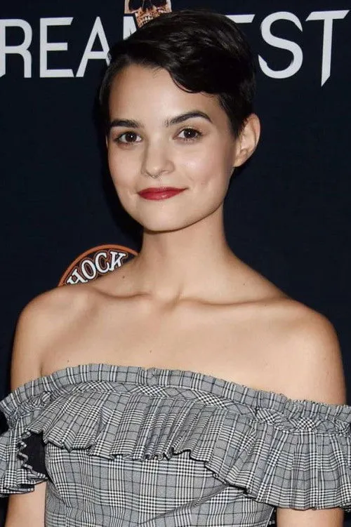 Brianna Hildebrand photo