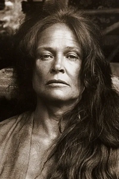 Colleen Dewhurst photo