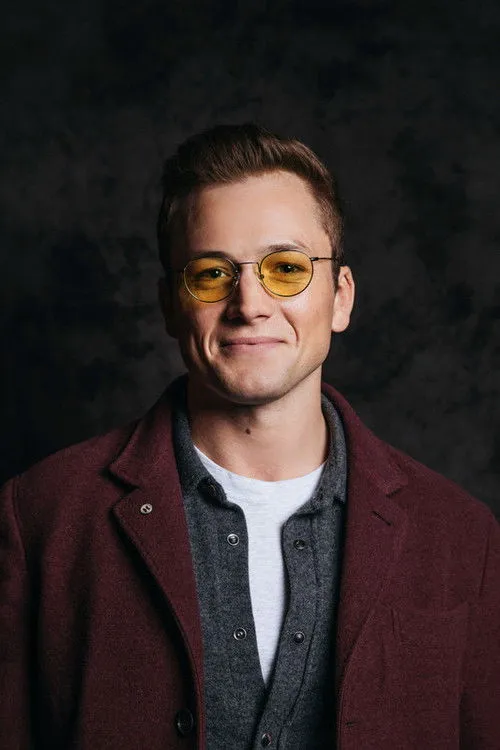 Taron Egerton photo