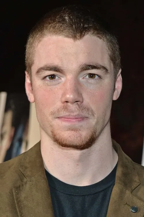 Gabriel Basso photo