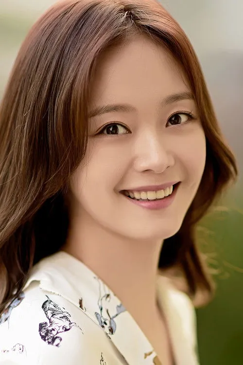 Jeon So-min photo