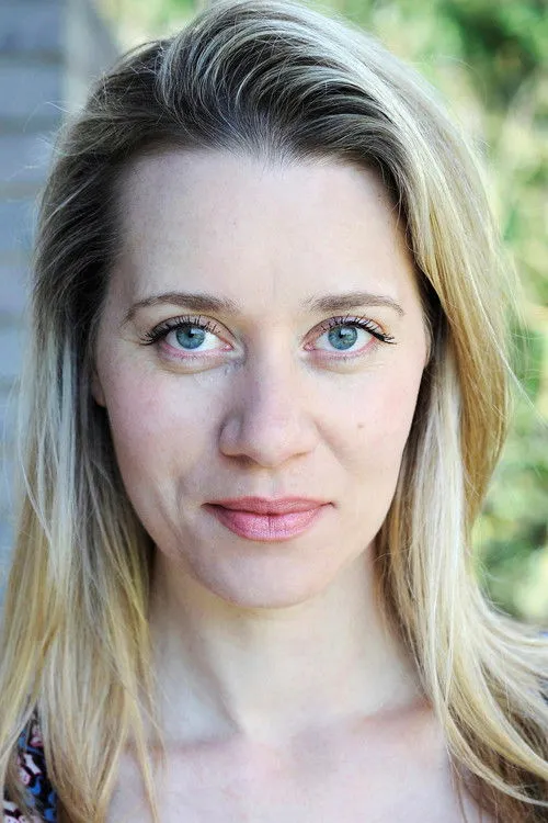 Adele Lynch photo