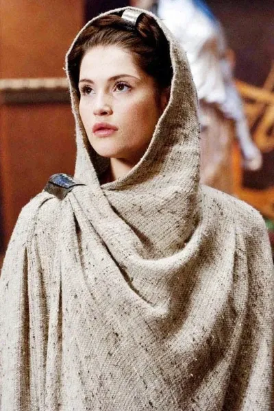 Gemma Arterton photo