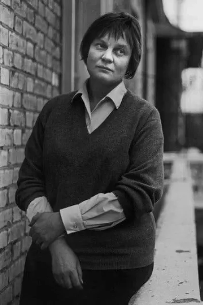 Iris Murdoch photo