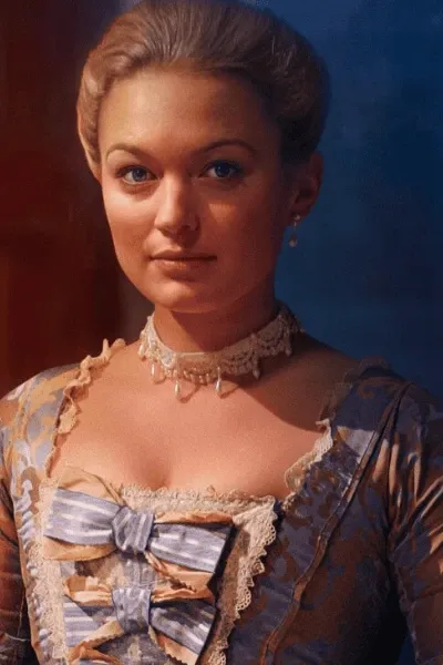 Sophia Myles photo