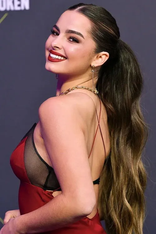 Addison Rae photo