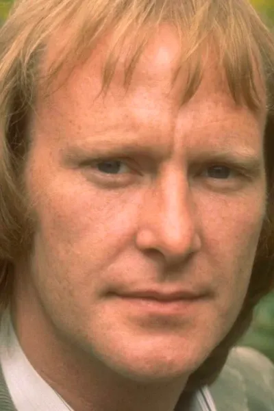 Dennis Waterman photo