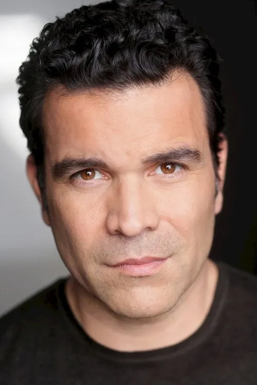 Ricardo Chavira photo