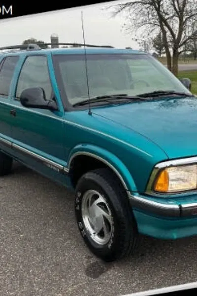 1995 Chevrolet Blazer photo
