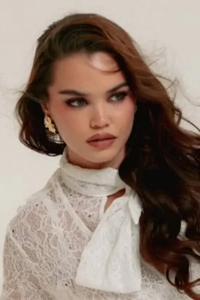 Paris Berelc photo