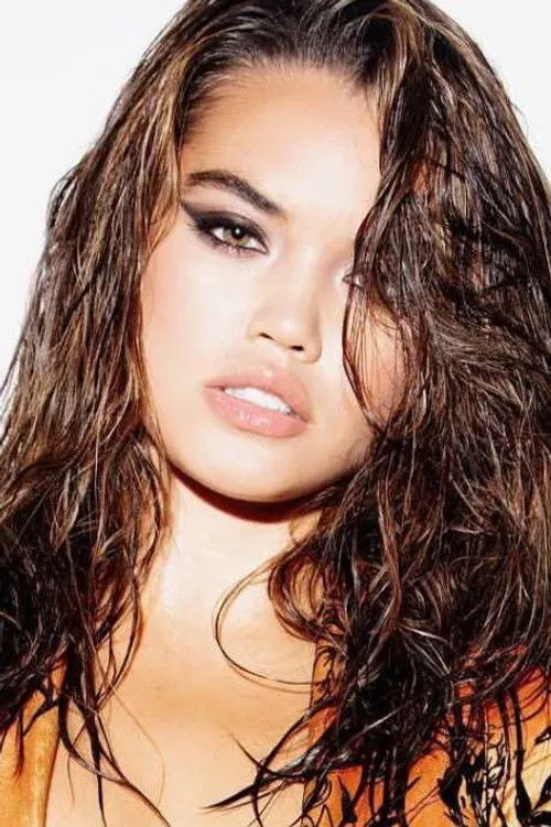 Paris Berelc photo