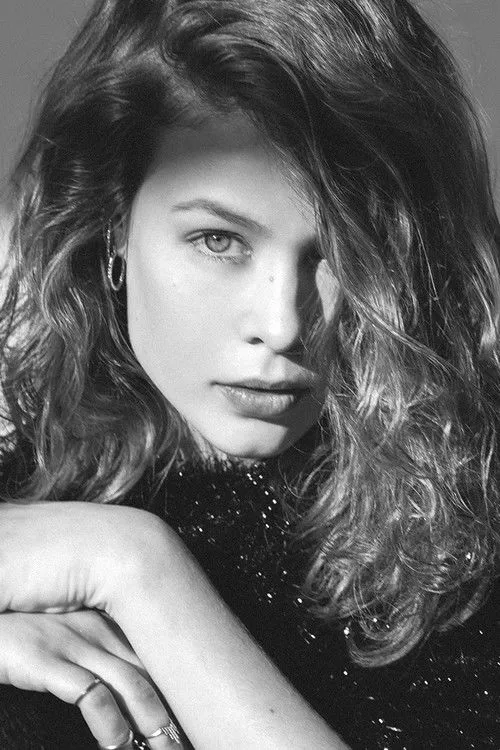 Paula Beer photo