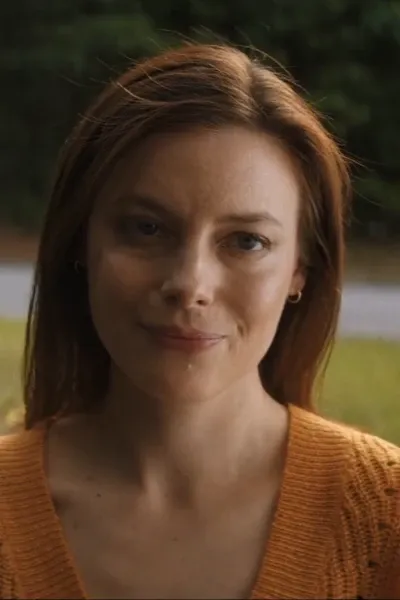 Gillian Jacobs photo