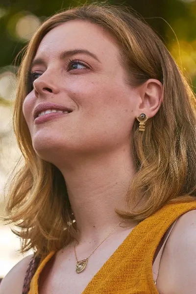 Gillian Jacobs photo