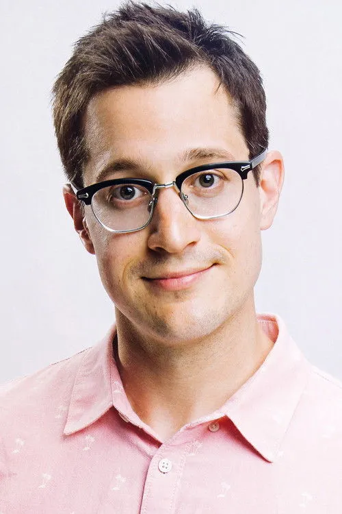 Dan Levy photo