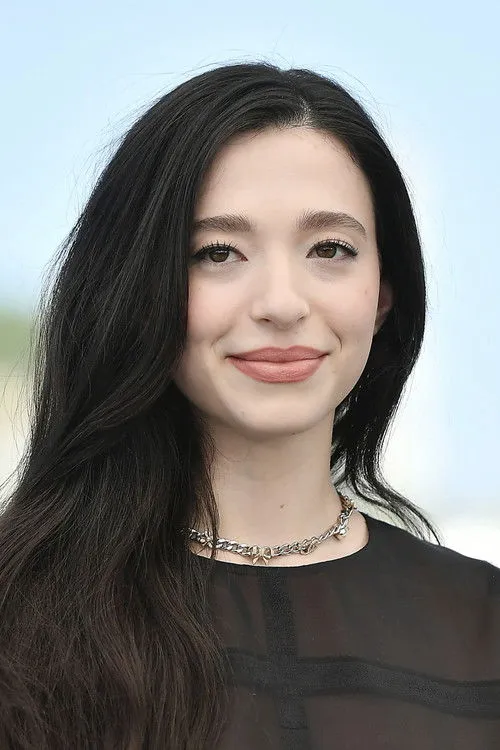 Mikey Madison photo