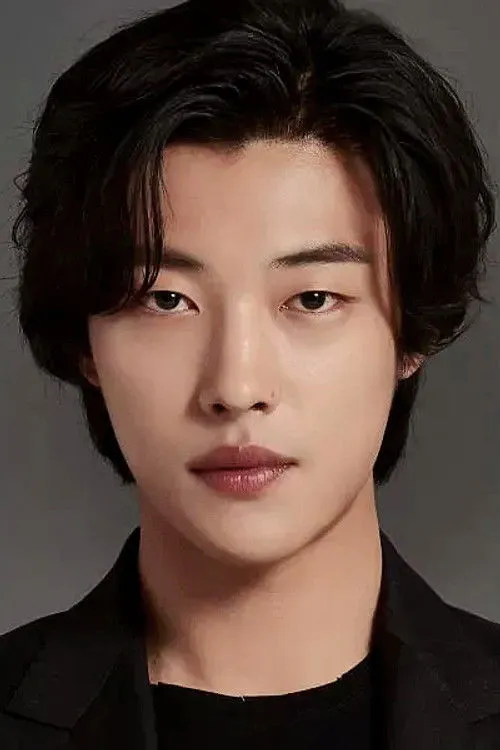 Woo Do-hwan photo