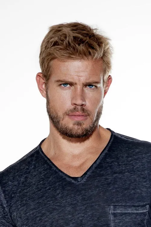 Trevor Donovan photo