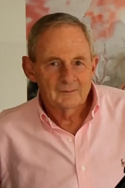 Simon Wincer photo